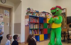 Spotkanie z Żółwiem Franklinem w bibliotece szkolnej
